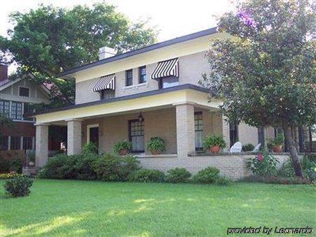 Robinwood Bed And Breakfast Little Rock Exterior photo